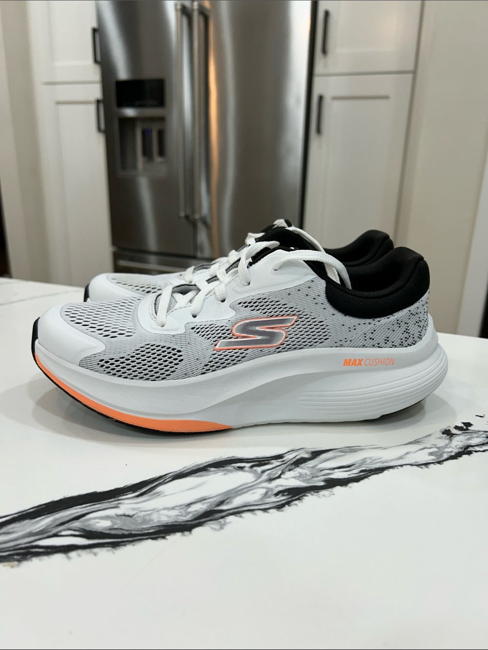 NWOT - SKECHERS Go Walk Running Shoes